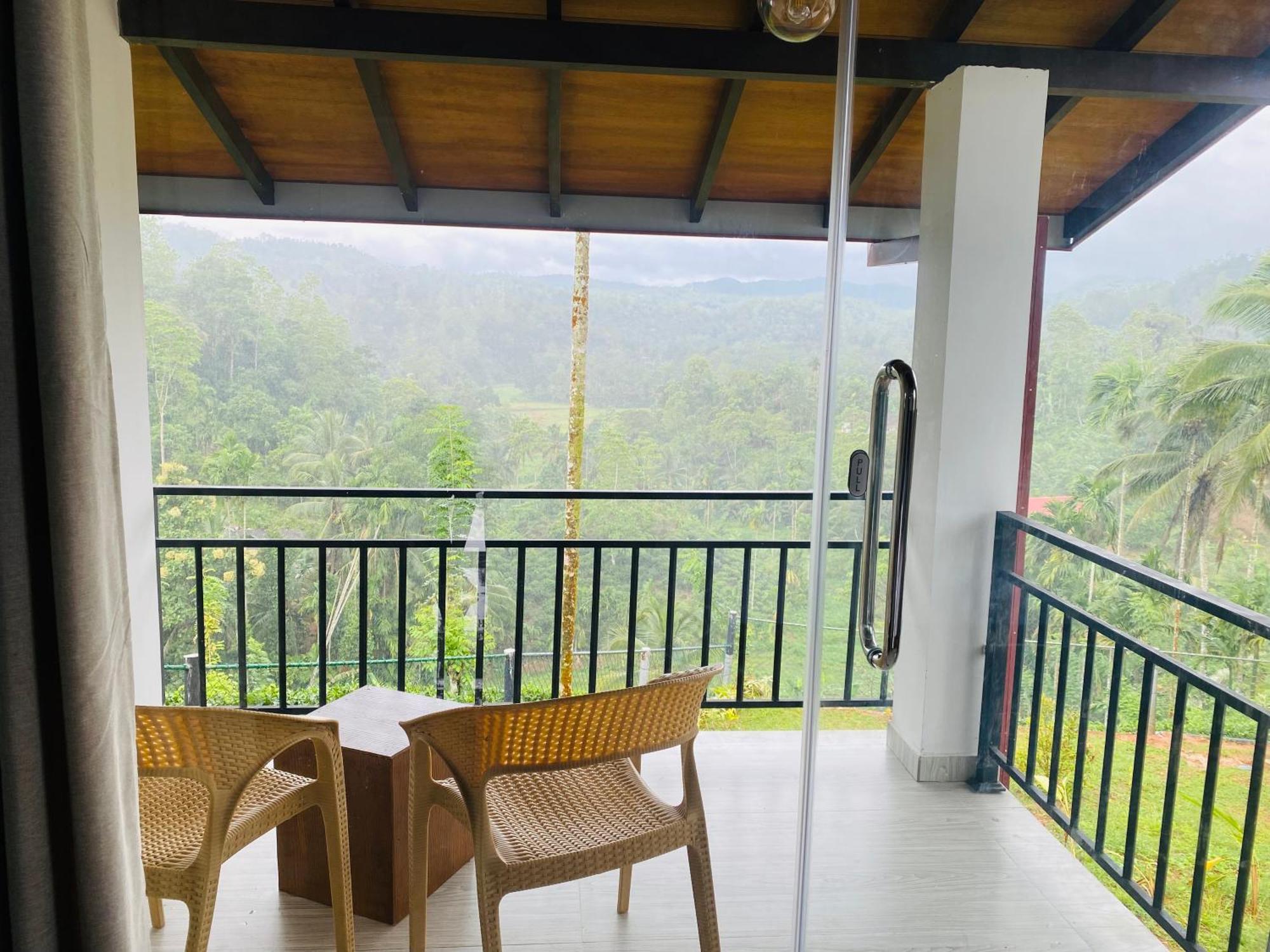 Rainforest Mount Lodge Deniyaya Buitenkant foto